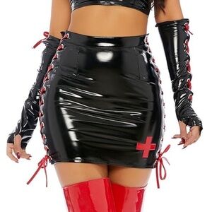 Nurse skirt + gloves